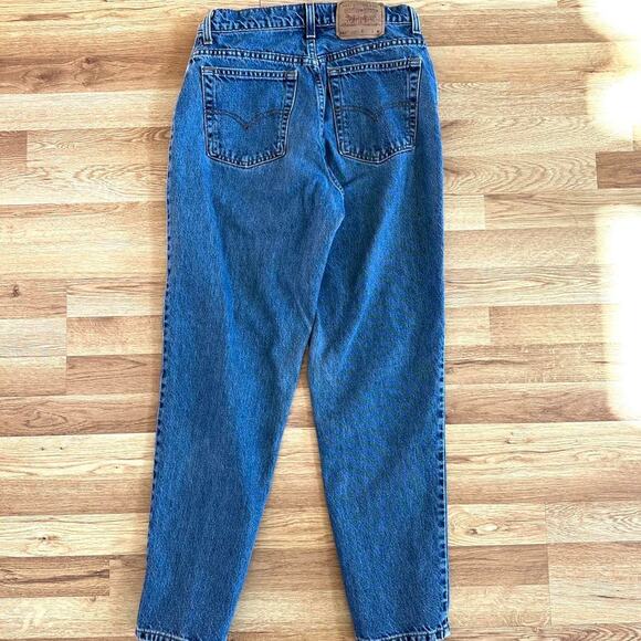 Relaxed Fit Levi's 551 Jeans - Picture 3 of 4